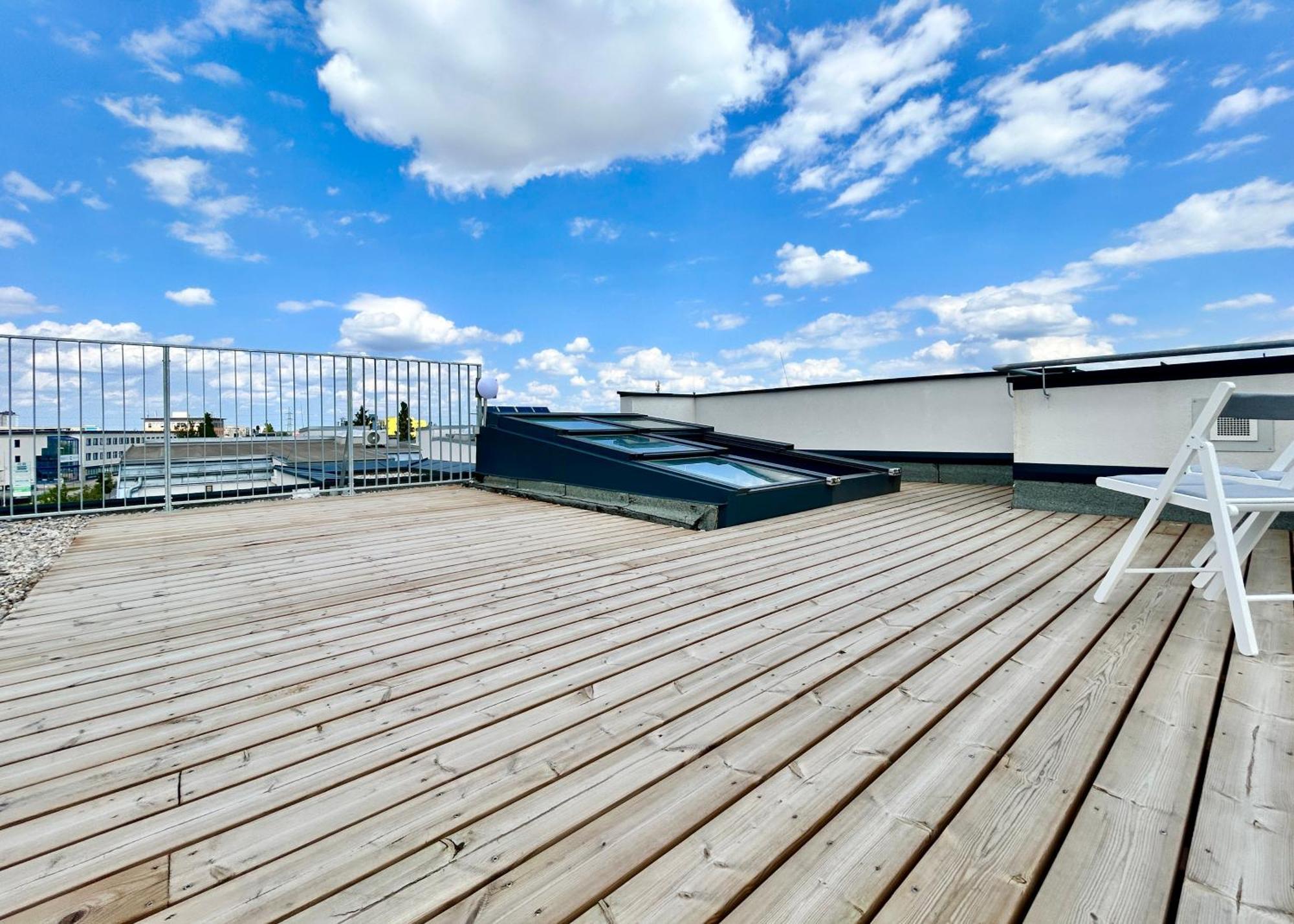 Modern Apartment With Balcony & Free Parking - Nearby Metro Vienna Exterior photo